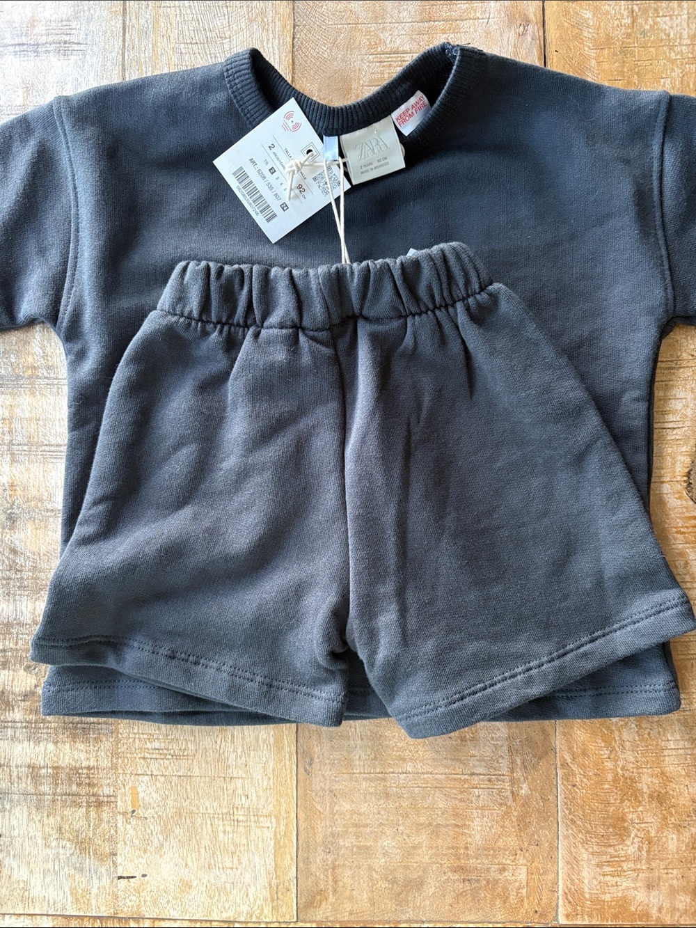 NWT Zara Boys Set size 2 - Picture 4 of 6